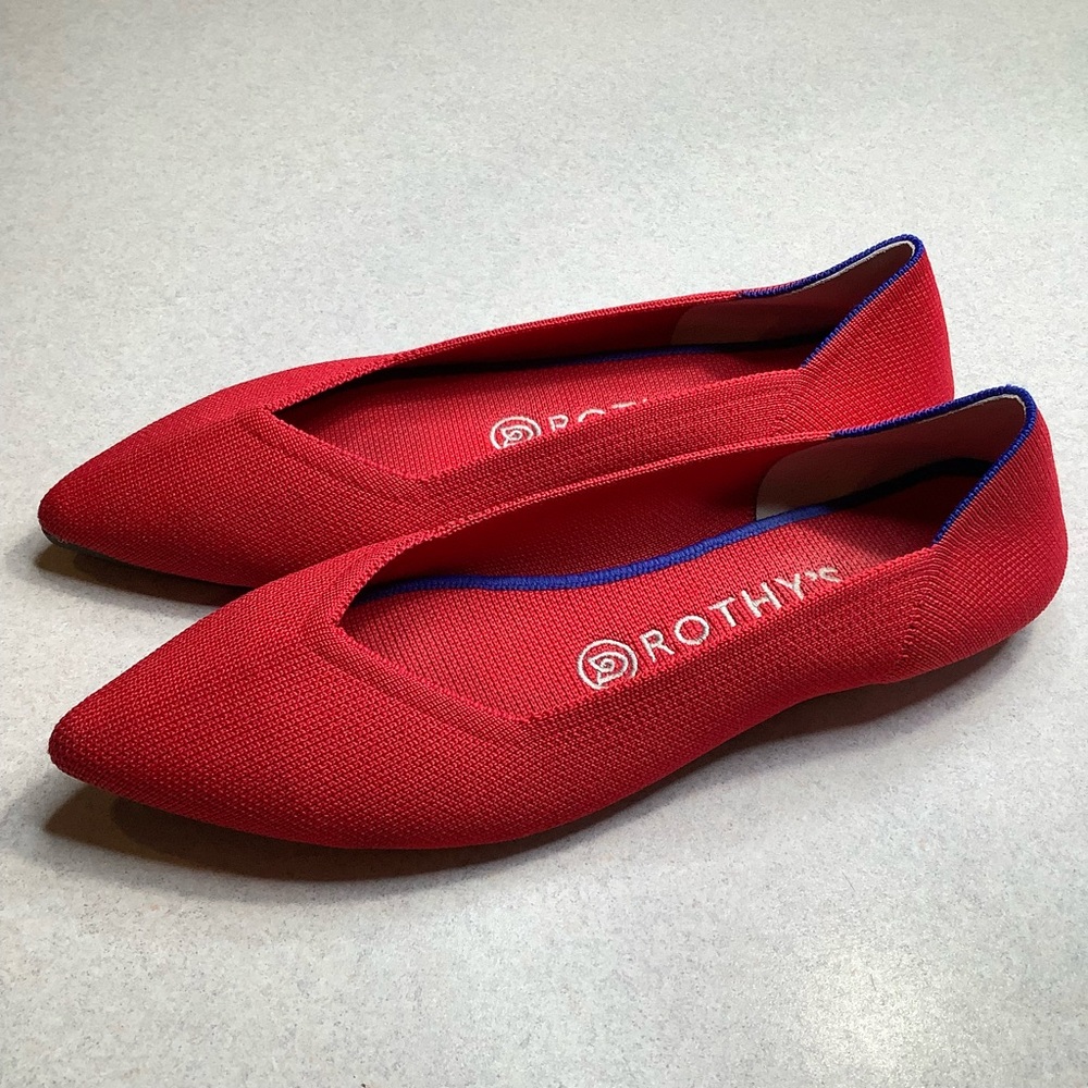 Rothy’s The Point Flat 9.5 Chili Red (fits like a 9)